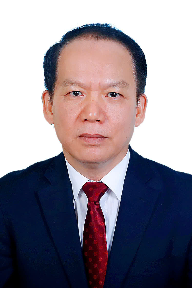 Bộ trưởng Bộ Tư pháp Hoàng Thanh Tùng